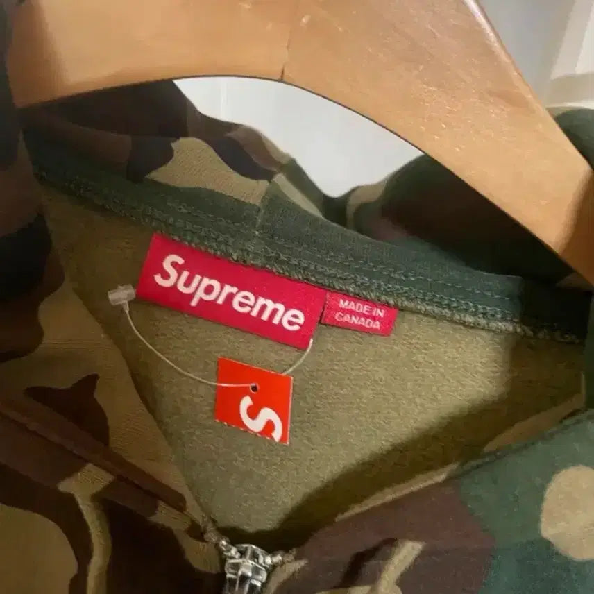 [BUNJANG] Supreme Small Box Camo Zip-Up Hoodie / 슈프림 스몰박스 카모 집업후드 M