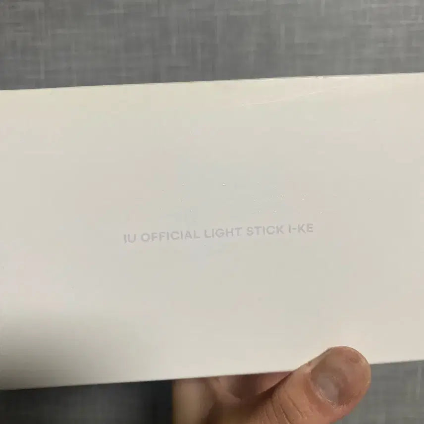 [BUNJANG] IU i-KE Photocard Ver.3 Lightstick / 아이유 응원봉 아이크 ver.3 팝니다!!