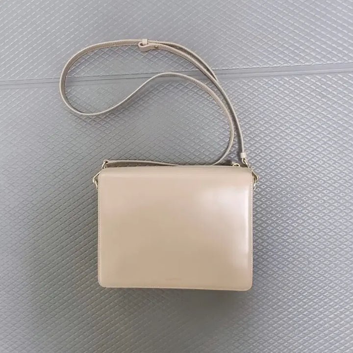 [BUNJANG] Mute Muse AMUSE Square Crossbody Bag / 뮤트뮤즈 AMUSE 사각 크로스백