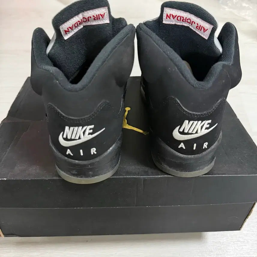 [BUNJANG] Air Jordan 5 Retro OG BG Black Metallic Sneakers / Air Jordan 5 Retro OG BG &