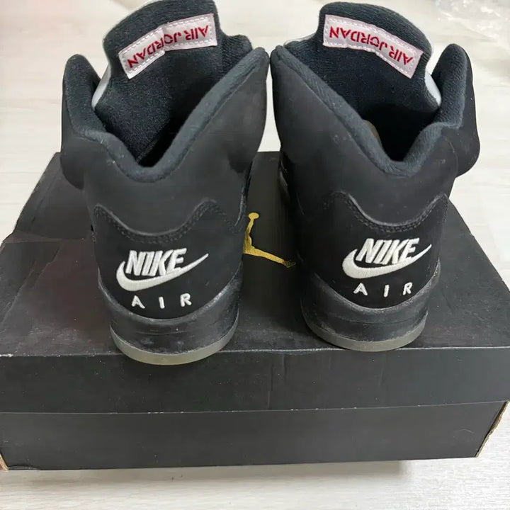 [BUNJANG] Air Jordan 5 Retro OG BG Black Metallic Sneakers / Air Jordan 5 Retro OG BG &