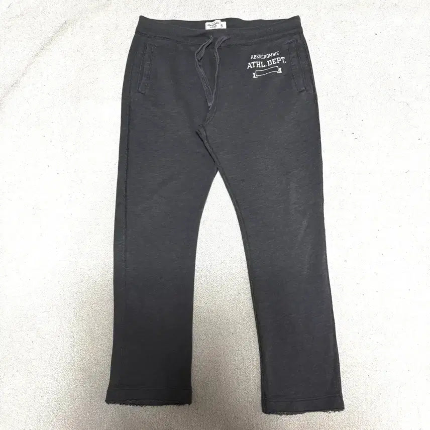 [BUNJANG] Abercrombie Training Sweatpants Charcoal / [XXL,110]아베크롬비 트레이닝 팬츠 스웻 바지 차콜