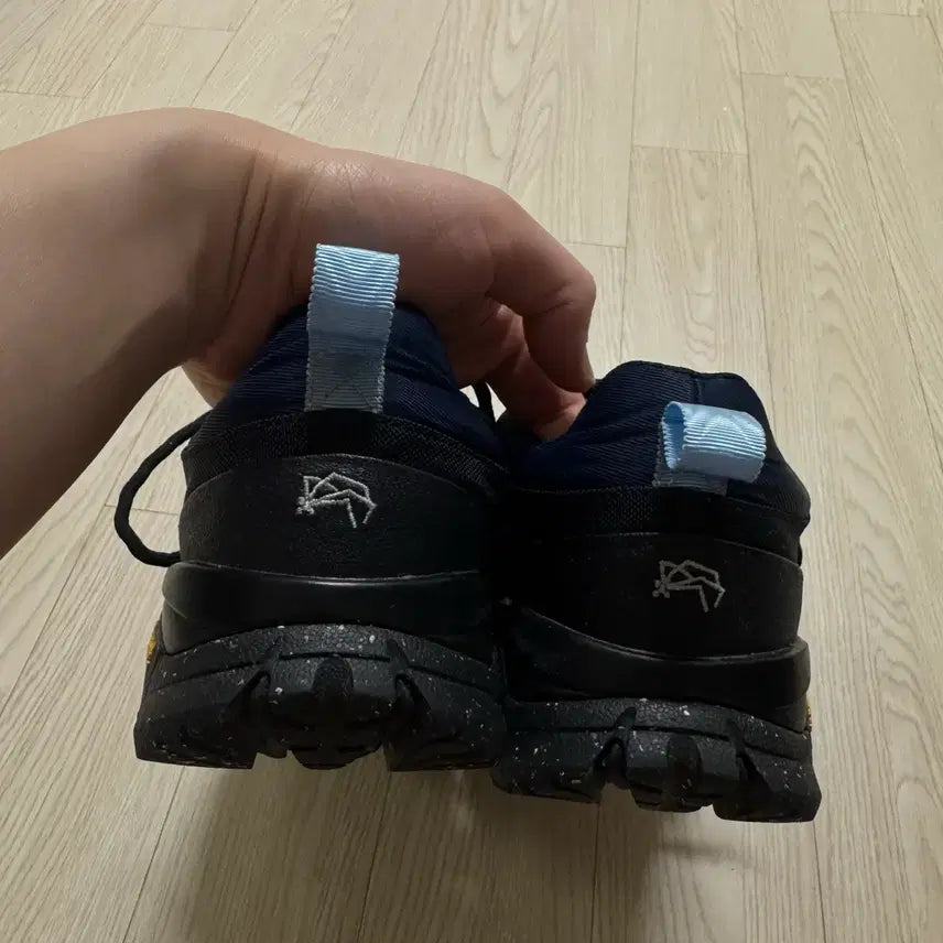 [BUNJANG] GRDS Balmoral 10 Trekking Shoes - Black / 그라더스 발모랄 10(트레킹화) 블랙 260