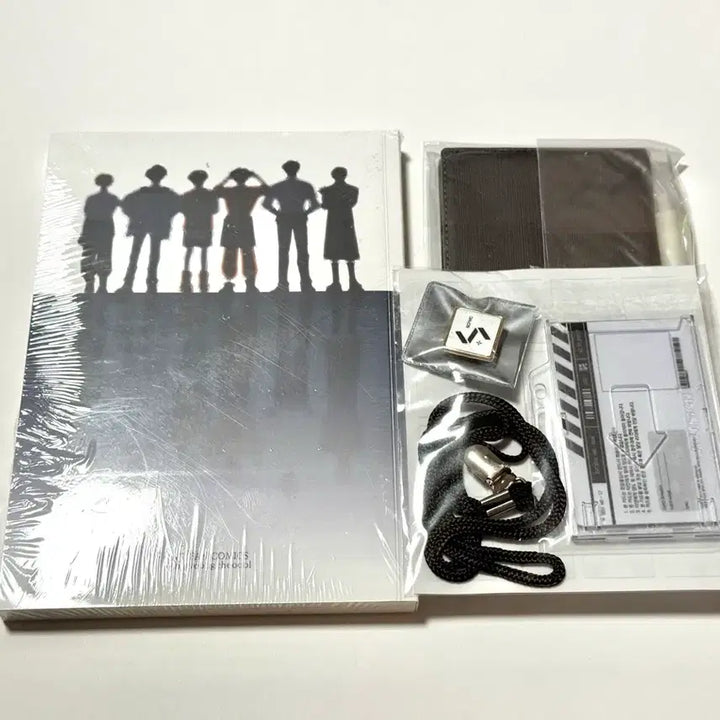 [BUNJANG] Hunterteen Seventeen Project 17 Setting Book Bundle Set / [미개봉] 헌터틴 설정북 Project 17 세븐틴 비공굿즈 안경처돌이