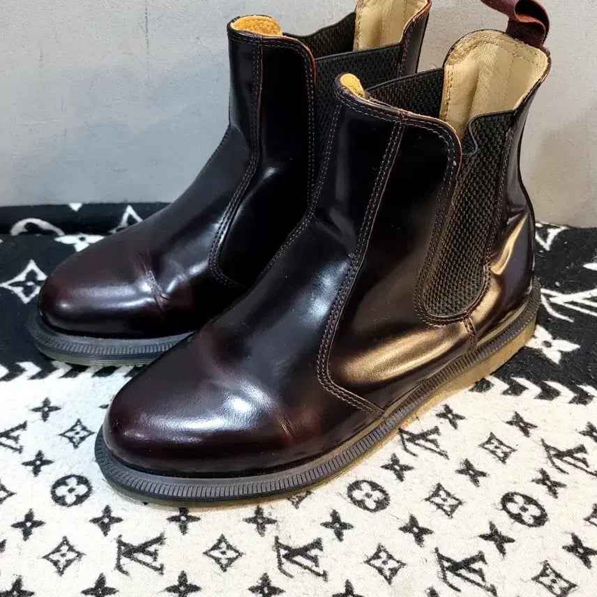 [BUNJANG] Dr. Martens Flora Chelsea Boots / 정품 닥터마틴 플로라 여성 첼시부츠
