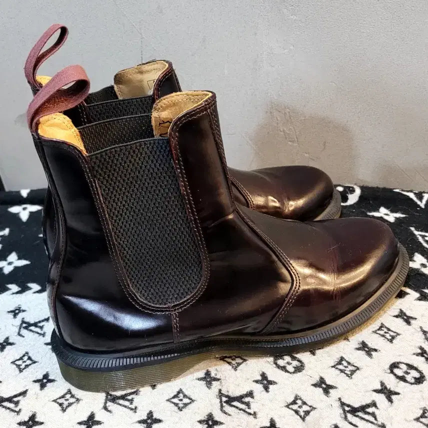 [BUNJANG] Dr. Martens Flora Chelsea Boots / 정품 닥터마틴 플로라 여성 첼시부츠