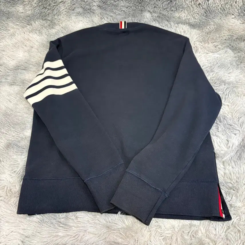 [BUNJANG] Thom Browne Diagonal Stripe Sweatshirt Navy (Size 4) / [리엘중고명품] 톰브라운 사선완장 맨투맨 네이비 4사이즈