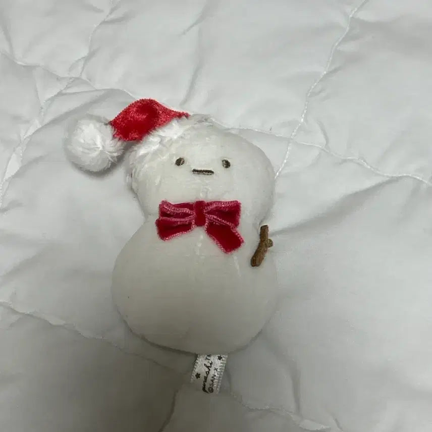 [BUNJANG] San-X Sumikko Gurashi Snowman Plush Doll / SAN-X 산엑스 스미코구라시 크리스마스 눈사람 인형 (보넥도 운학)