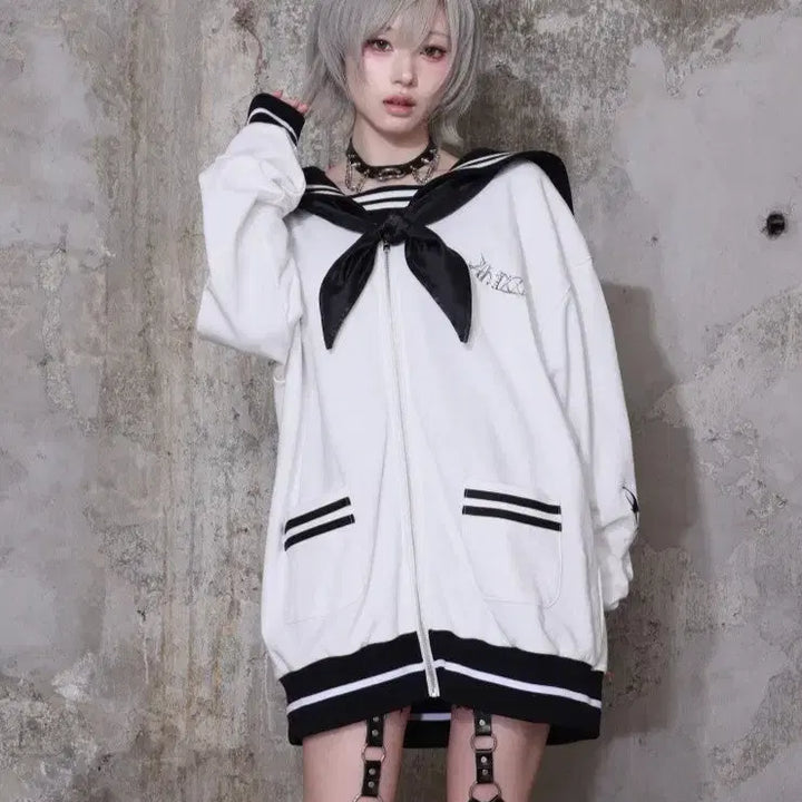 [BUNJANG] Amilige Rhinestone Embellished Sailor Zip-up Parka / amilige 아미리쥬 라인스톤 장식 세일러 집업 파카