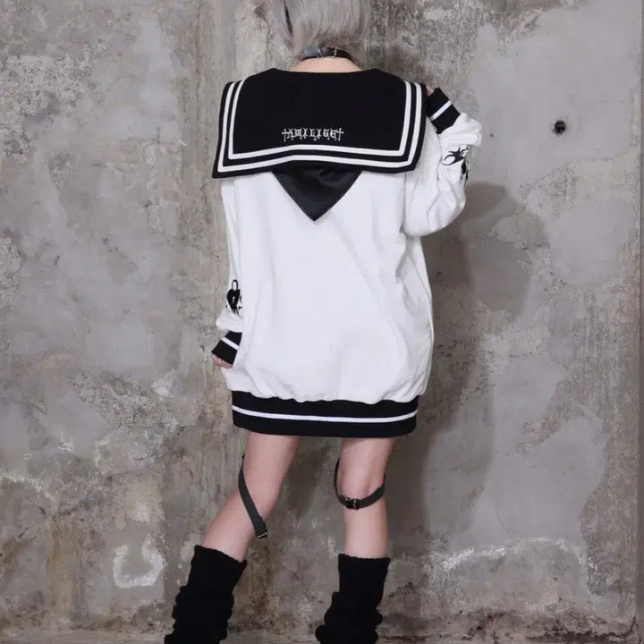 [BUNJANG] Amilige Rhinestone Embellished Sailor Zip-up Parka / amilige 아미리쥬 라인스톤 장식 세일러 집업 파카