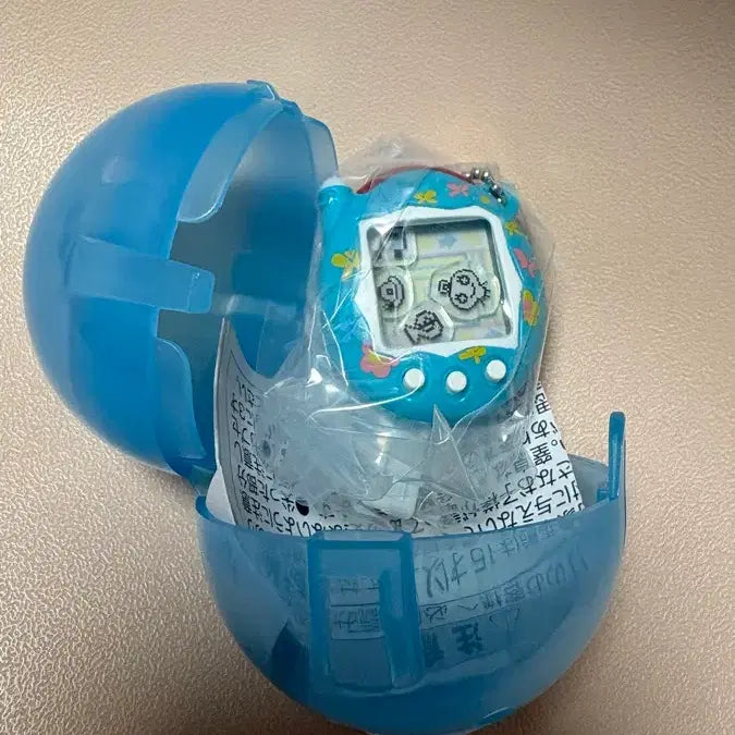 [BUNJANG] Tamagotchi Shakashaka Season 2 Memetchi Tamagotchi Keychain / 다마고치 샤카샤카 2탄 메메치 다마고치 키링