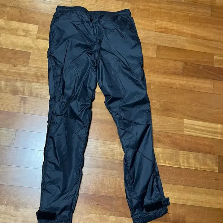 [BUNJANG] Nike Fear of God Nylon Track Pants (Side Button) M / 나이키 피어오브갓 사이드버튼 나일론 트랙팬츠 m 초판