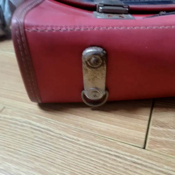 [BUNJANG] Vintage Red 1970s School Bag / 빈티지 빨간색 70년대 책가방 레트로 영화소품 카페소품