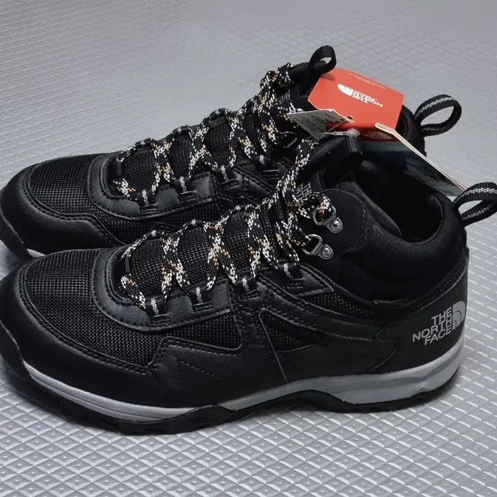 [BUNJANG] The North Face Apex Mountain Waterproof Hiking Boots / 노스페이스 에이팩스 마운틴 워터프루프 등산화(265)