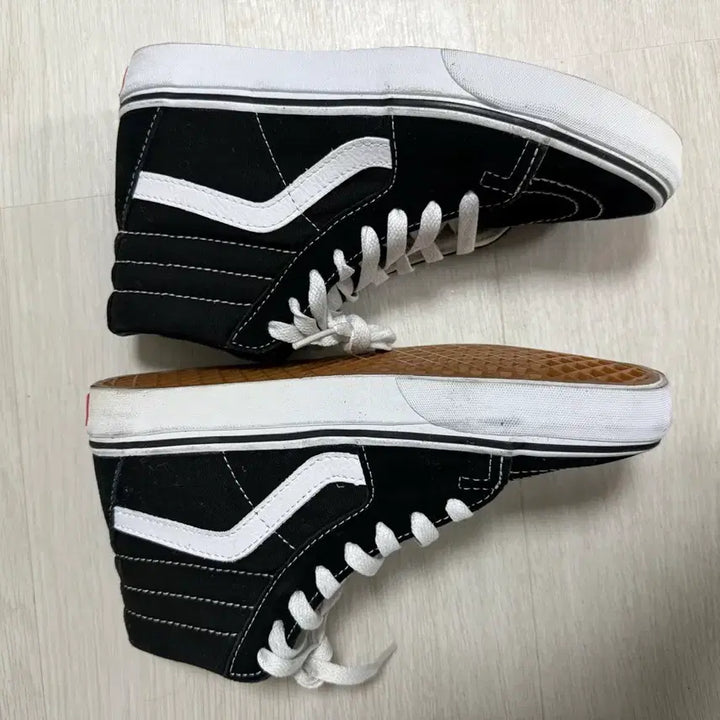 [BUNJANG] Vans Skate-Hi Sneakers / 반스 스케이트 하이(230)