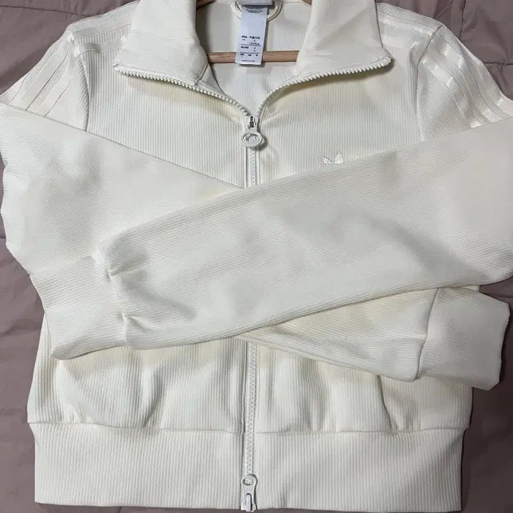 [SOLD OUT] 아디다스 크롭 져지