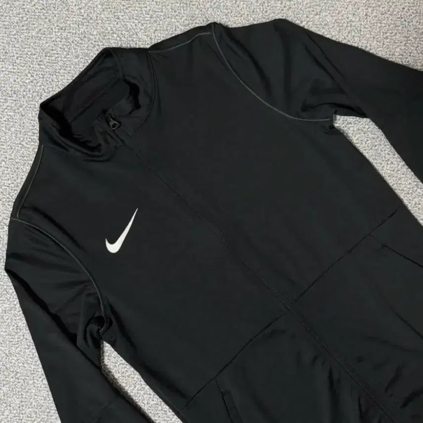 [SOLD OUT] 나이키 드라이핏 집업