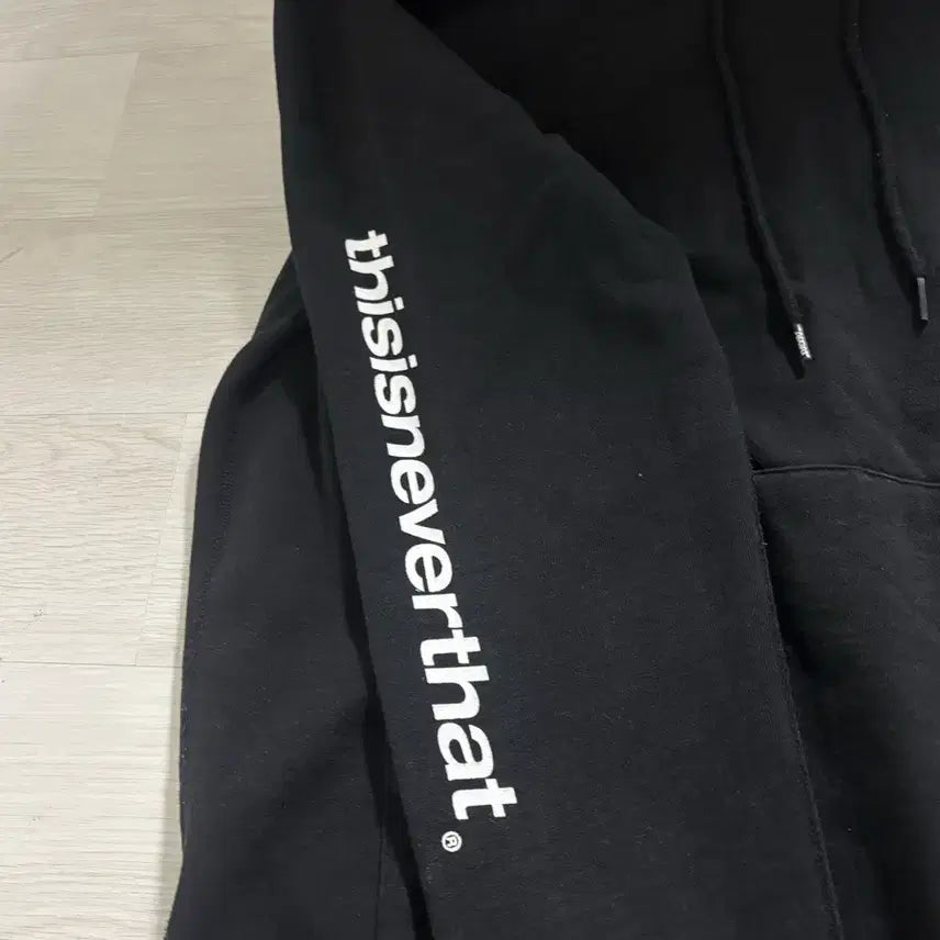 [BUNJANG] thisisneverthat Hooded Sweatshirt L / 디네댓 후드티 L