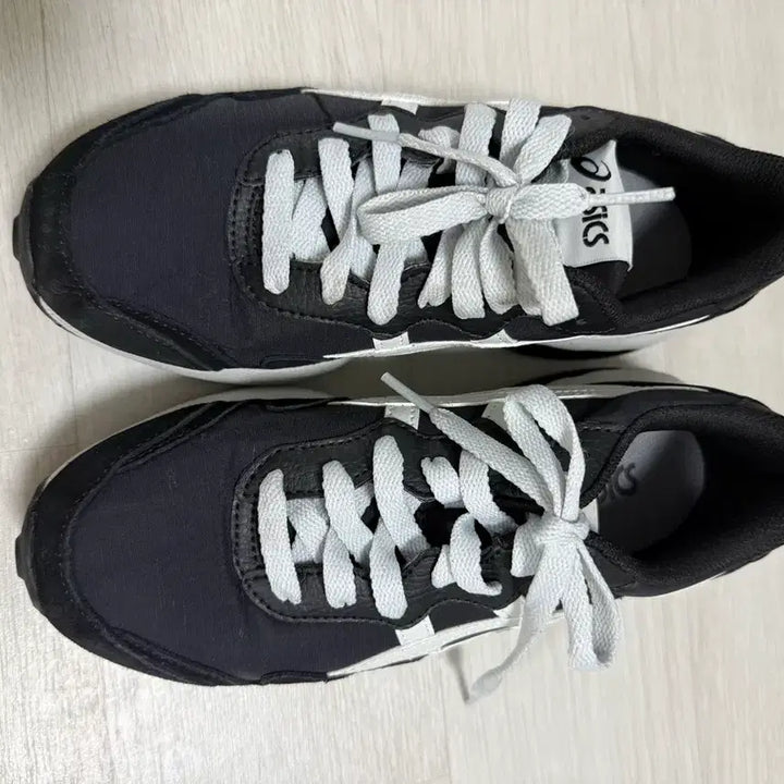 [BUNJANG] Asics X81 Jogger Black Glacier Gray (235) / 아식스 조거 X81 블랙 글레이셔 그레이(235)