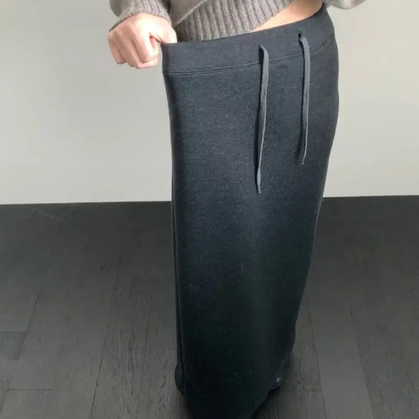 [BUNJANG] Shop Hour Long Skirt Charcoal Gray Banding / 샵아워 롱 스커트 차콜 그레이 밴딩