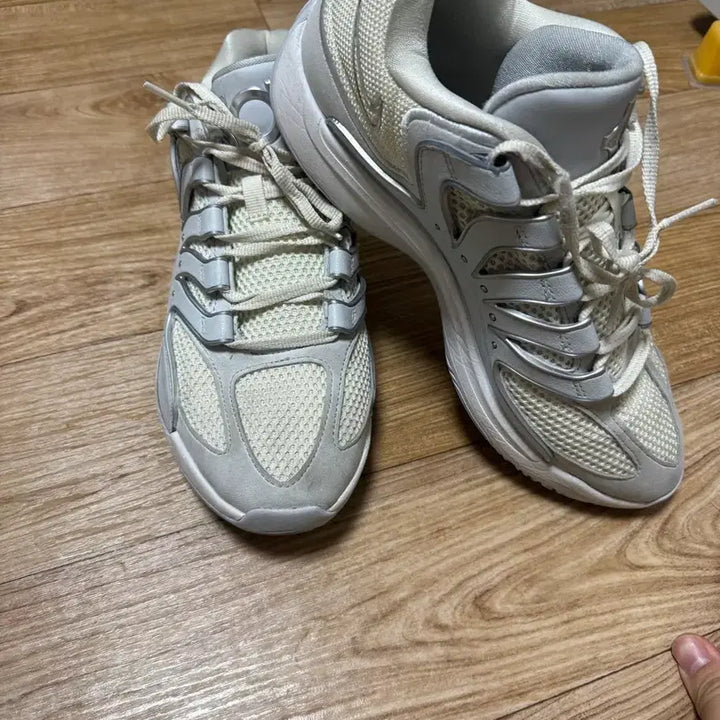 [BUNJANG] K-D18 Basketball Shoes Size 275 / Kd18 275