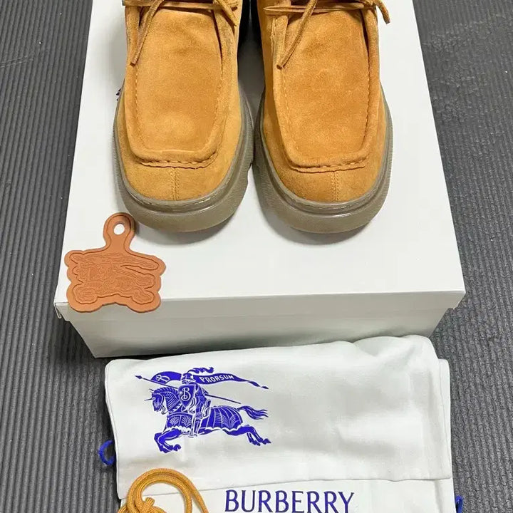 [BUNJANG] Burberry Suede Creeper Mid Shoes / [43.5] 버버리 스웨이드 크리퍼 미드