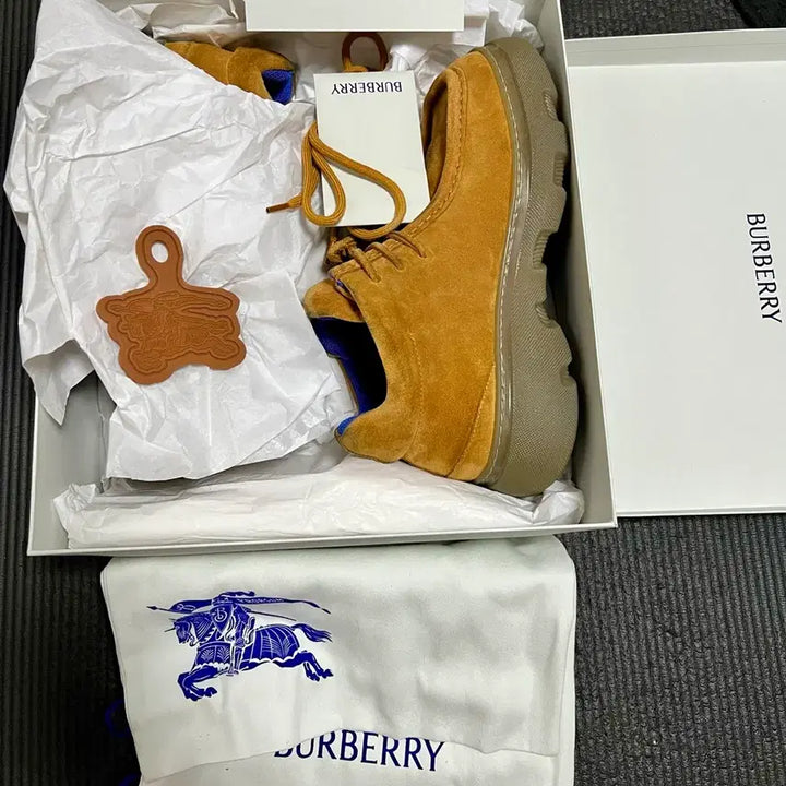 [BUNJANG] Burberry Suede Creeper Mid Shoes / [43.5] 버버리 스웨이드 크리퍼 미드