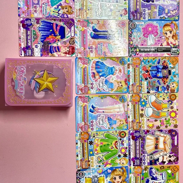 [BUNJANG] Aikatsu! Cards (42 pcs) + Card Holder Bundle Set / 아이카츠 카드 42장+카드 보관함 일괄 판매 아이엠스타 한판