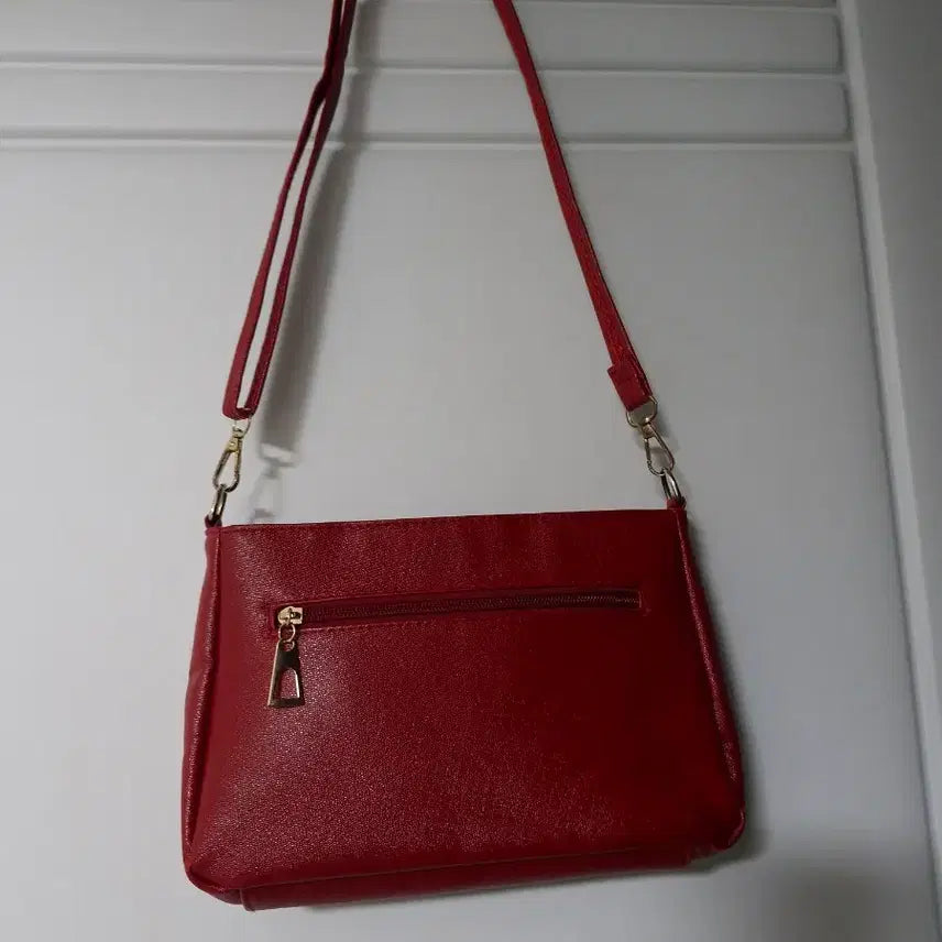 [SOLD OUT] LMSD 여성 레드 숄더백