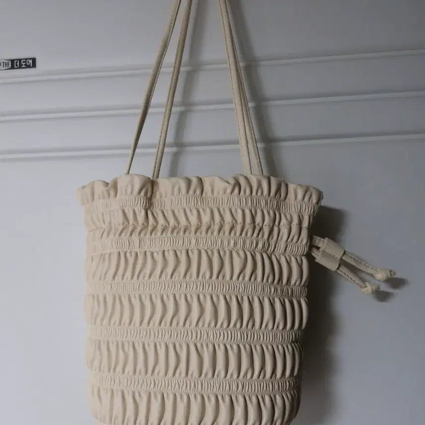 [SOLD OUT] 셔링 아이보리 숄더백