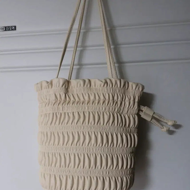 [SOLD OUT] 셔링 아이보리 숄더백