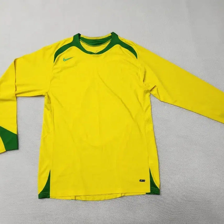 [BUNJANG] Nike Yellow Green Long Sleeve T-Shirt Size 95 / 나이키 옐로우 그린 긴팔 티셔츠 95
