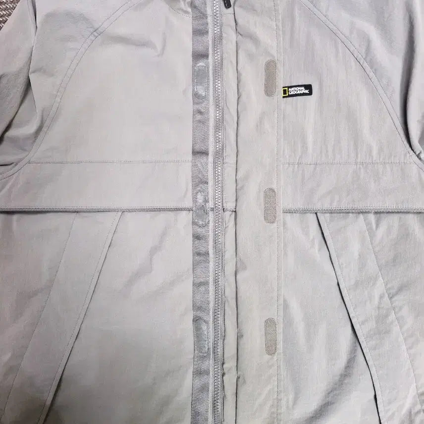 [SOLD OUT] 내셔널지오그래픽 후드 바람막이 점퍼 L