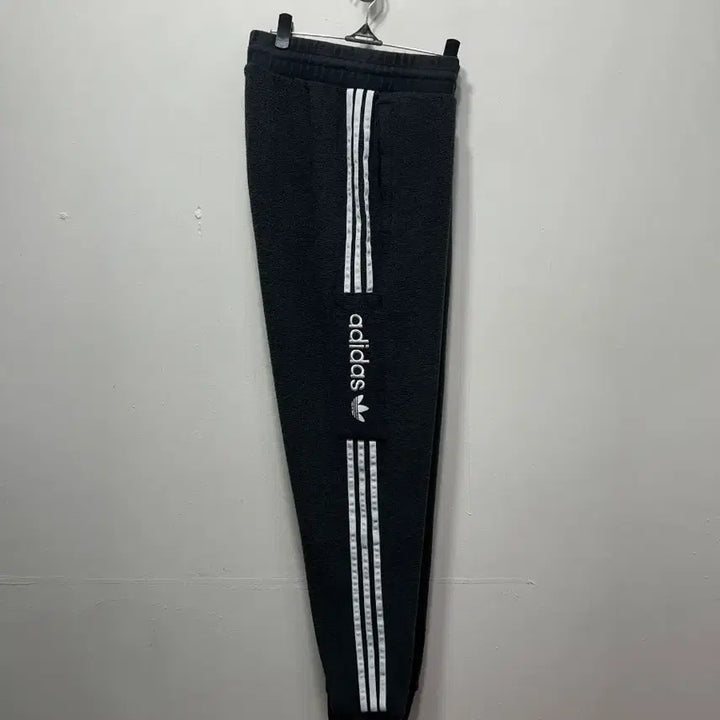 [SOLD OUT] 아디다스 3선 트레이닝 바지 블랙 XL