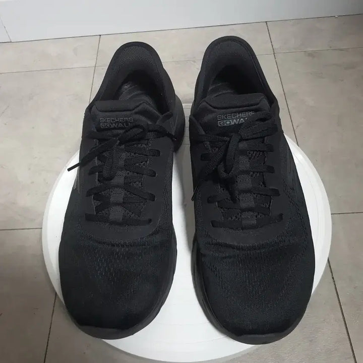 [BUNJANG] Skechers Go Walk 7 Slip-Ins Sneakers / 스케쳐스 고워크 7 슬립인스 270mm