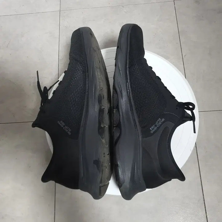 [BUNJANG] Skechers Go Walk 7 Slip-Ins Sneakers / 스케쳐스 고워크 7 슬립인스 270mm