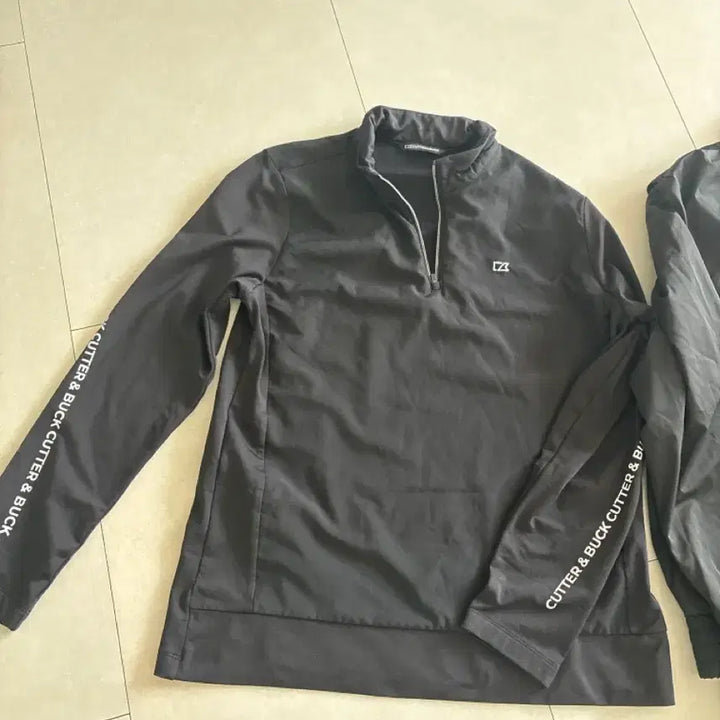 [BUNJANG] Cutter &amp; Buck Black Half-Zip Sweatshirt (Size 95) / 커터앤벅 블랙바막.하프집업맨투맨95일괄