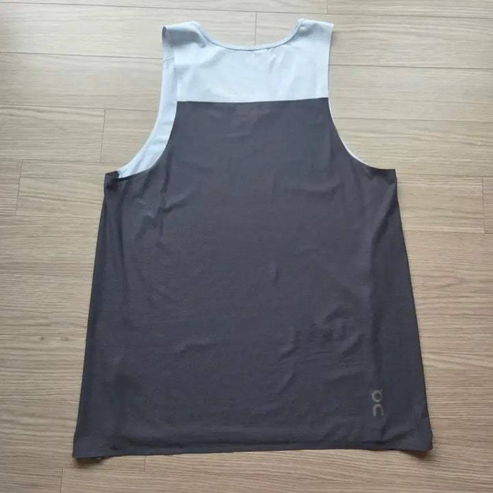 [SOLD OUT] 온러닝 퍼포먼스 싱글렛