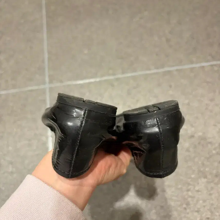[BUNJANG] Prada Ribbon Flat Shoes / 프라다 리본 플랫슈즈 37.5