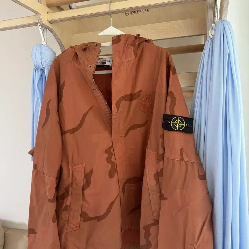 [SOLD OUT] 슈프림 스톤아일랜드 라이엇 마스크 카모 자켓 m