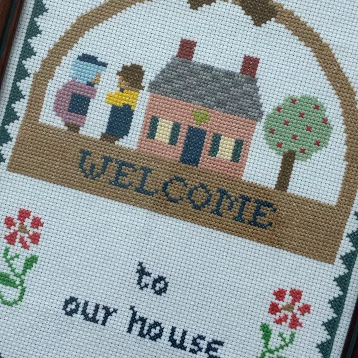 [BUNJANG] Vintage Embroidered Frame with Welcome Design / 빈티지 자수 액자