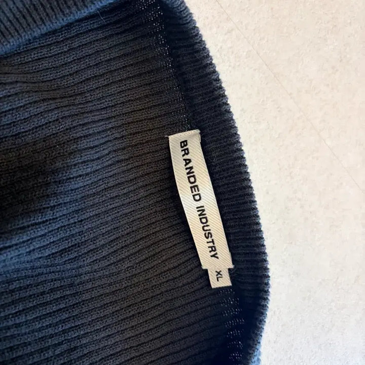 [BUNJANG] Branded Henley Neck Hard Twist Knit XL Charcoal / 브랜디드 헨리넥 하드트위스트 니트 xl 차콜