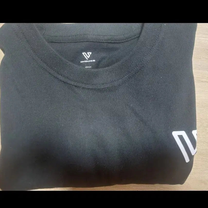 [SOLD OUT] 김승리 티셔츠 판매