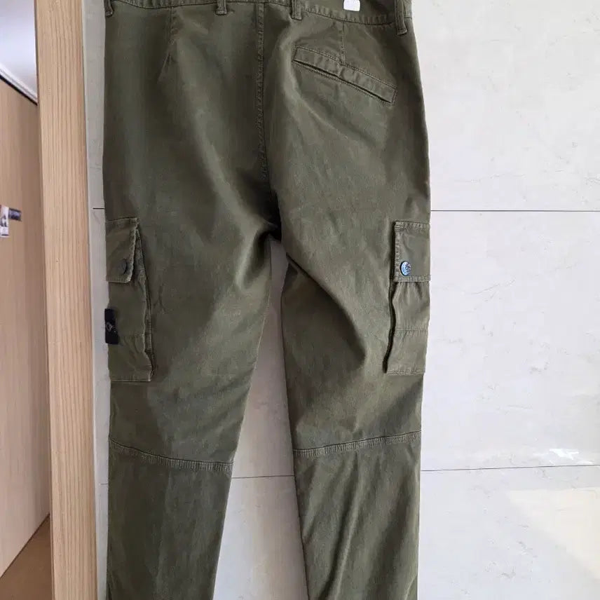 [SOLD OUT] 스톤아일랜드 카고바지
