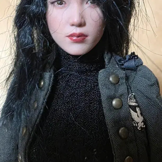[BUNJANG] Custom IU Black Hair Figure / 블랙헤어 아이유 커스텀  스타일 피규어