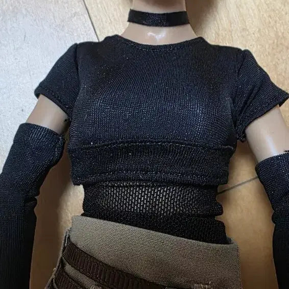 [BUNJANG] IU Custom Figure Black Outfit / 아이유 커스텀 피규어 블랙 의상