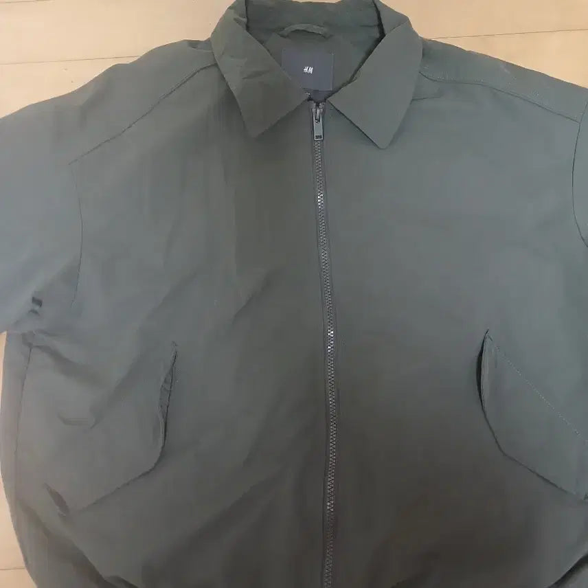 [BUNJANG] H&amp;M Khaki Outerwear Jacket / h,m 카키색 아우터 팝니다!