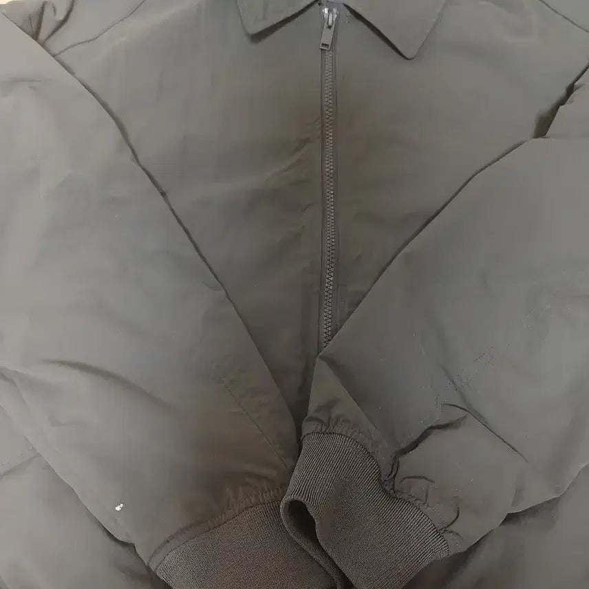[BUNJANG] H&amp;M Khaki Outerwear Jacket / h,m 카키색 아우터 팝니다!