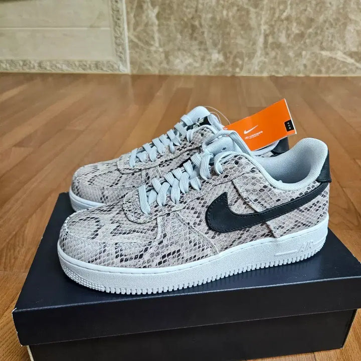 [BUNJANG] Nike Air Force 1 Low 2019 Snake 260 Sneakers / 나이키 에어포스1 로우 2019 스네이크 260사이즈