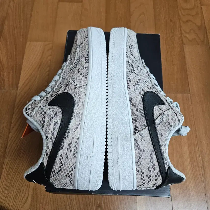 [BUNJANG] Nike Air Force 1 Low 2019 Snake 260 Sneakers / 나이키 에어포스1 로우 2019 스네이크 260사이즈